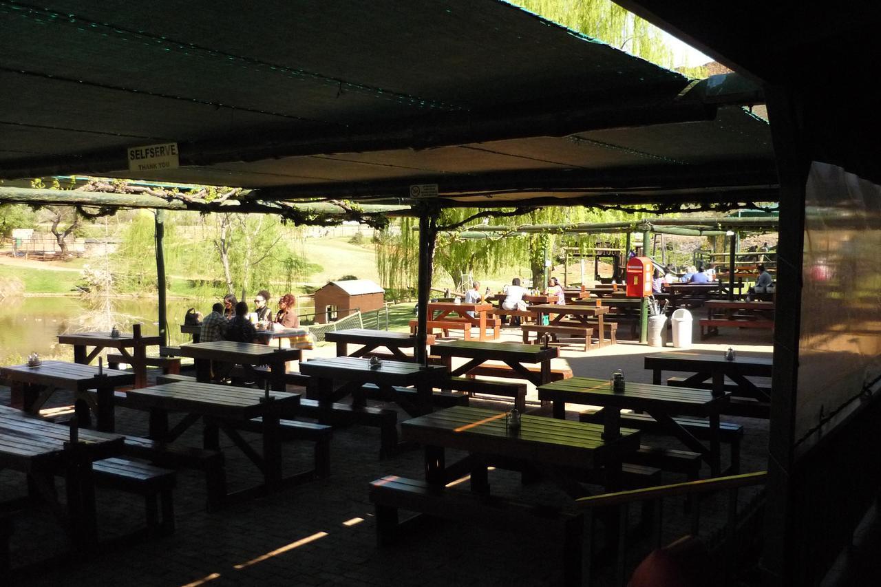 Wilgewandel Holiday Farm & Day Restaurant Оудсхорн Екстериор снимка